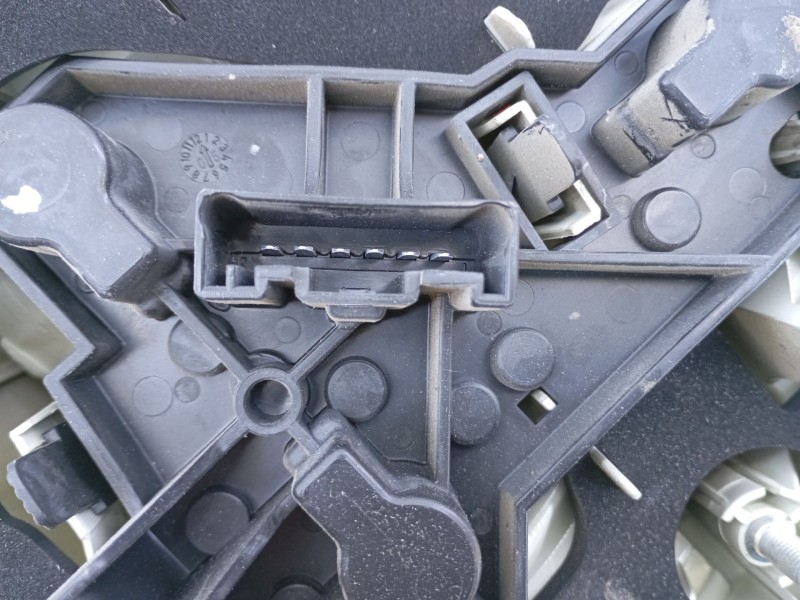 Recambio de piloto trasero derecho para bmw serie 1 berlina (e81/e87) 120d referencia OEM IAM 622450212 3015380000 