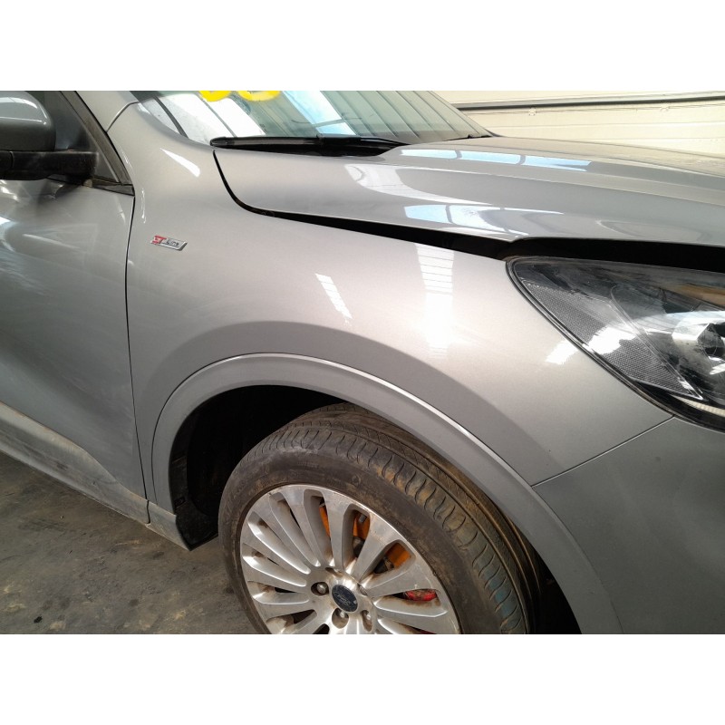 Recambio de aleta delantera derecha para ford kuga st-line referencia OEM IAM   