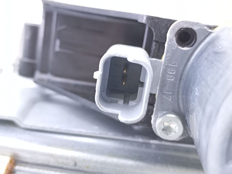 Recambio de elevalunas delantero derecho para peugeot 208 active referencia OEM IAM 9674254380 0130822702 