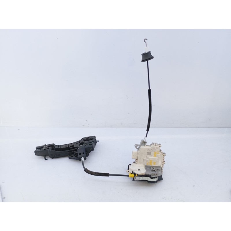 Recambio de cerradura puerta trasera izquierda para audi a4 ber. (b8) básico referencia OEM IAM 8K0839015C  