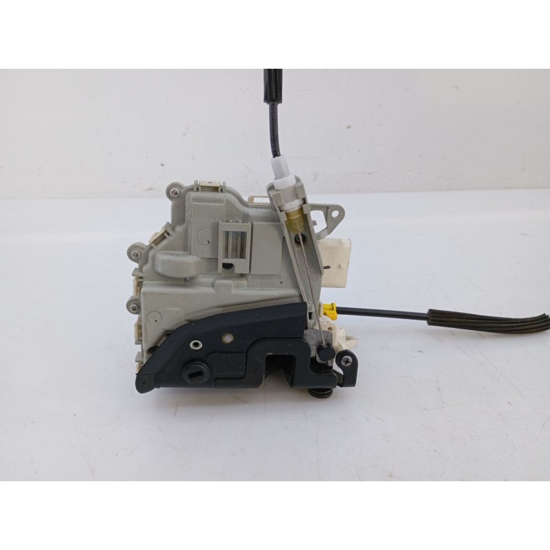 Recambio de cerradura puerta trasera izquierda para audi a4 ber. (b8) básico referencia OEM IAM 8K0839015C  