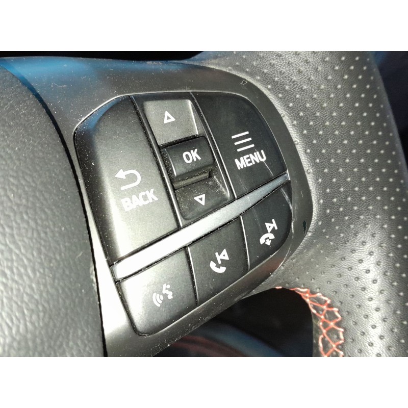 Recambio de volante para ford kuga st-line referencia OEM IAM   