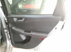 GUARNECIDO PUERTA TRASERA DERECHA 