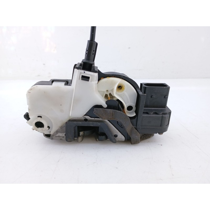 Recambio de cerradura puerta delantera derecha para opel insignia berlina edition referencia OEM IAM   