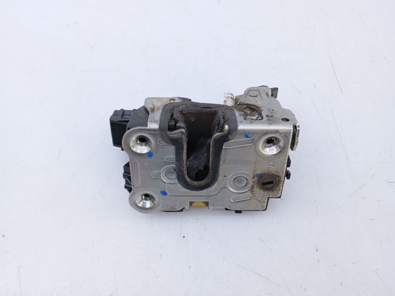 Recambio de cerradura puerta delantera derecha para dacia dokker essential referencia OEM IAM   