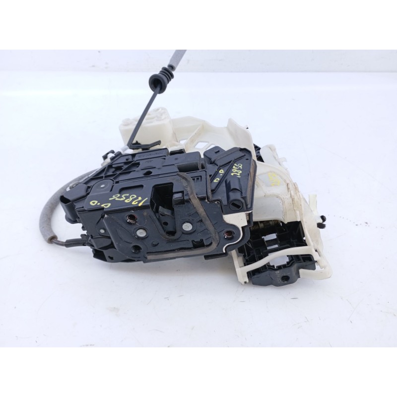 Recambio de cerradura puerta delantera derecha para volkswagen tiguan trendline plus referencia OEM IAM 5N1837016E  