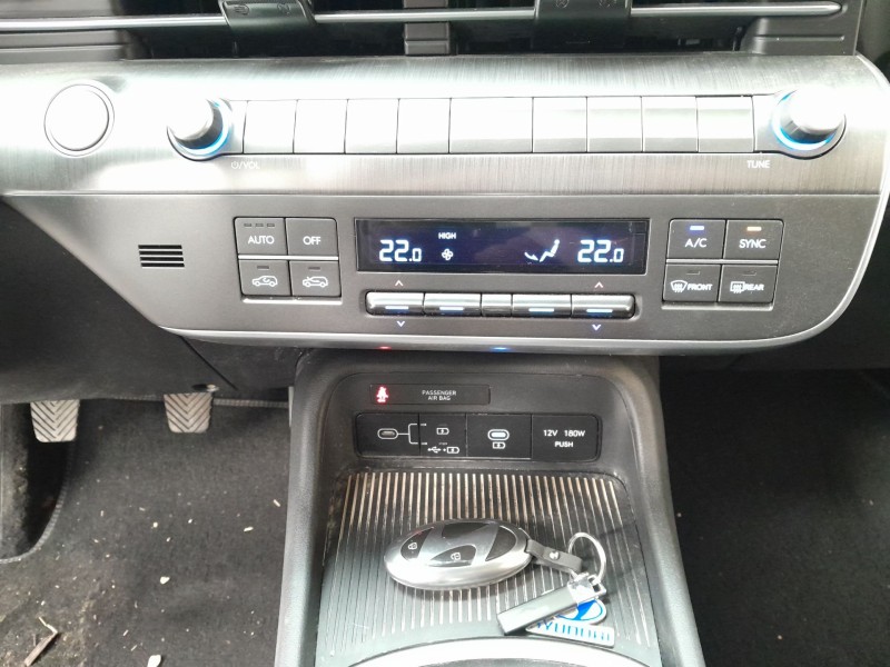 Recambio de mando climatizador para hyundai kona 2 1.0 tgdi referencia OEM IAM   