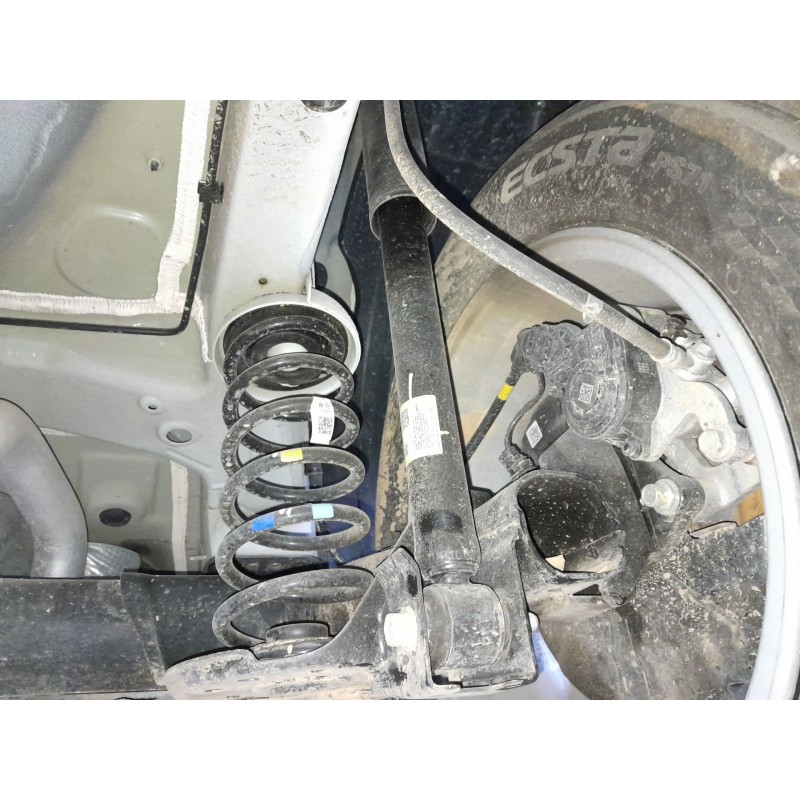 Recambio de amortiguador trasero derecho para hyundai kona 2 1.0 tgdi referencia OEM IAM B4055300BE400  
