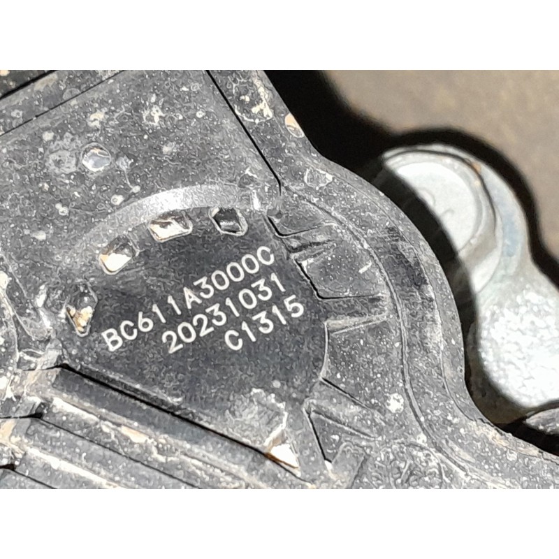 Recambio de pinza freno trasera derecha para hyundai kona 2 1.0 tgdi referencia OEM IAM   