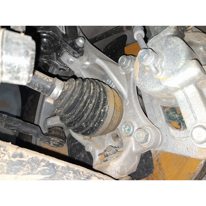 Recambio de mangueta delantera izquierda para hyundai kona 2 1.0 tgdi referencia OEM IAM   