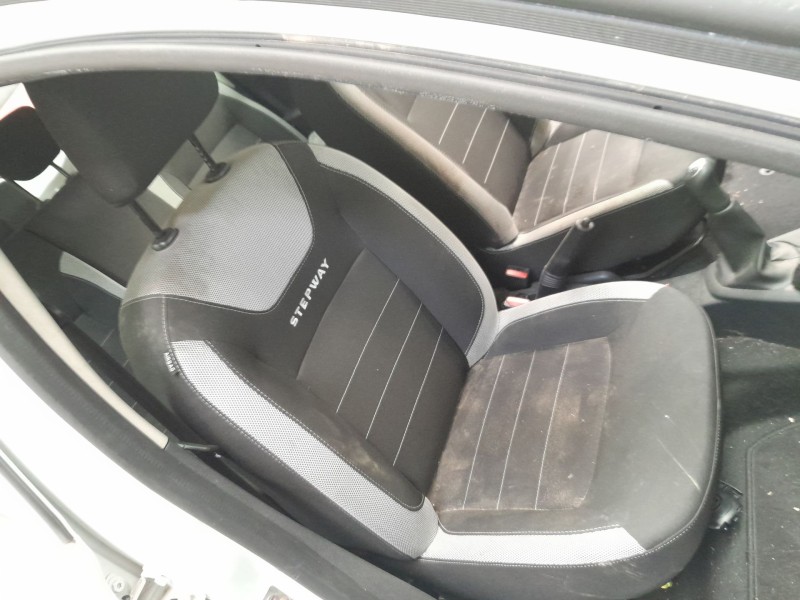 dacia sandero del año 2020