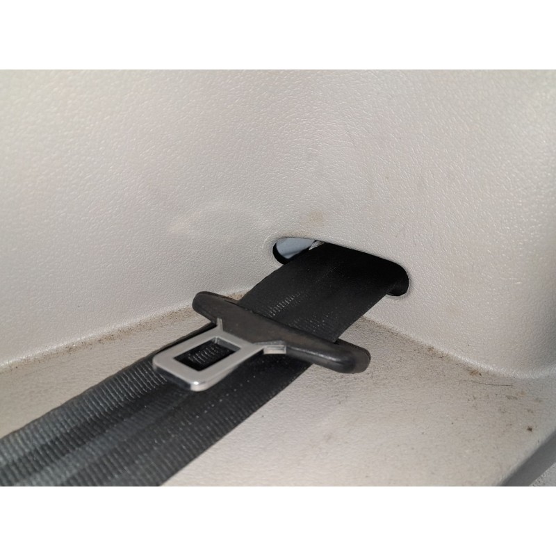 Recambio de cinturon seguridad trasero derecho para dacia sandero stepway referencia OEM IAM   