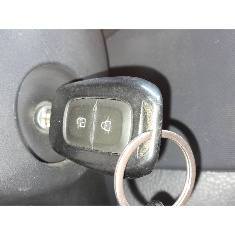 Recambio de antirrobo para dacia sandero stepway referencia OEM IAM   