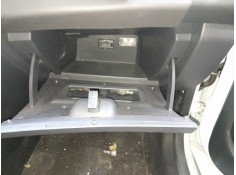 Recambio de guantera para dacia sandero stepway referencia OEM IAM    2