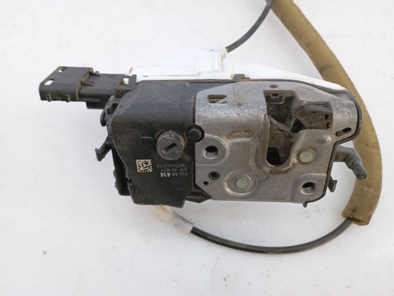 Recambio de cerradura puerta trasera derecha para peugeot partner kasten confort referencia OEM IAM 828414 1383A063718 
