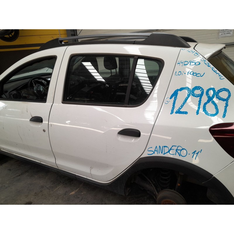 Recambio de puerta trasera izquierda para dacia sandero stepway referencia OEM IAM   