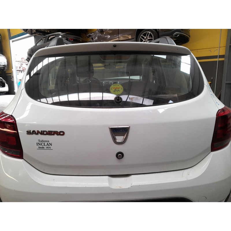 Recambio de porton trasero para dacia sandero stepway referencia OEM IAM   