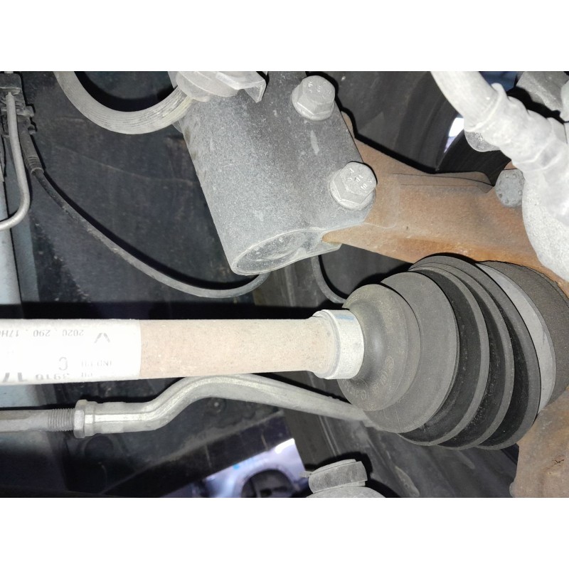 Recambio de transmision delantera izquierda para dacia sandero stepway referencia OEM IAM 391017832R  