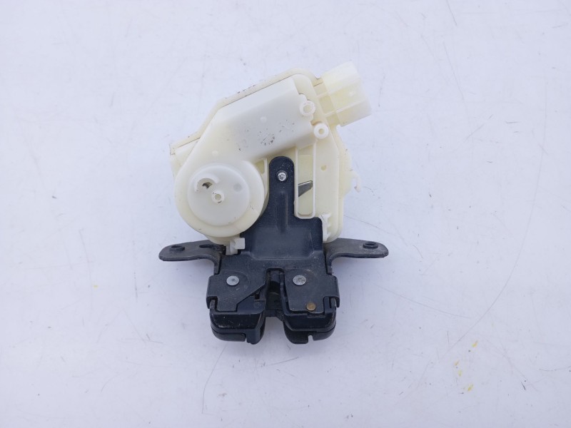 Recambio de cerradura maletero / porton para toyota auris active referencia OEM IAM   