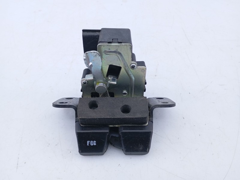 Recambio de cerradura maletero / porton para ssangyong korando crystal 4x2 referencia OEM IAM   