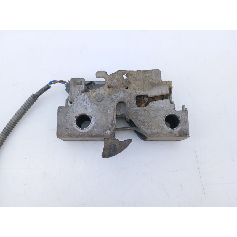 Recambio de cerradura maletero / porton para volkswagen caddy furgón/kombi monoespace referencia OEM IAM   