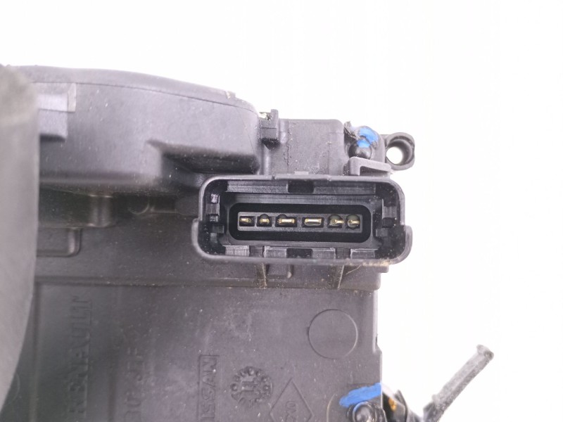 Recambio de cerradura puerta trasera derecha para renault megane iii sport tourer dynamique referencia OEM IAM   