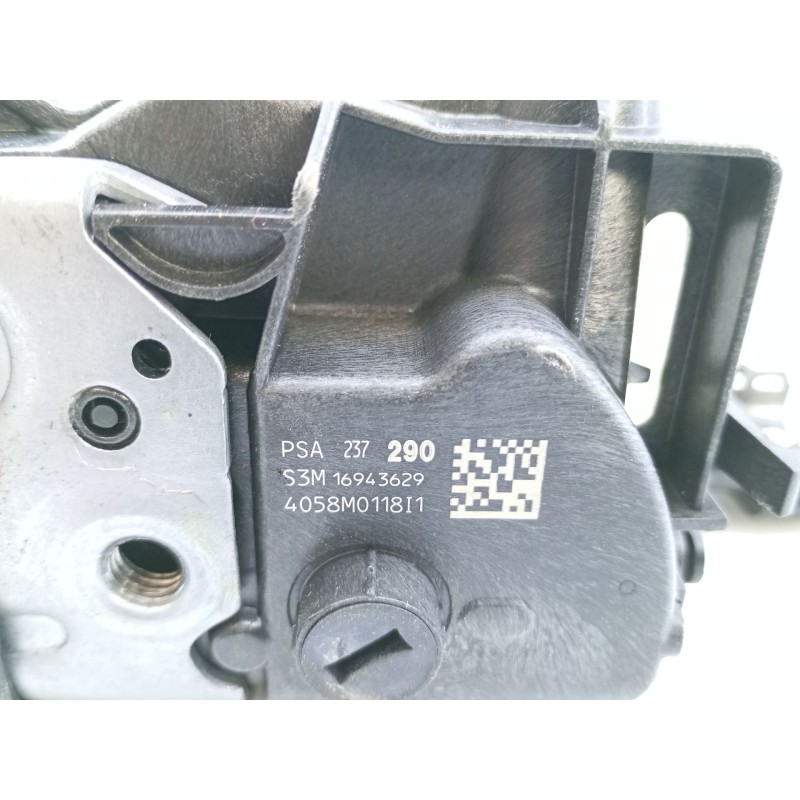 Recambio de cerradura puerta trasera derecha para peugeot 3008 gt line referencia OEM IAM   