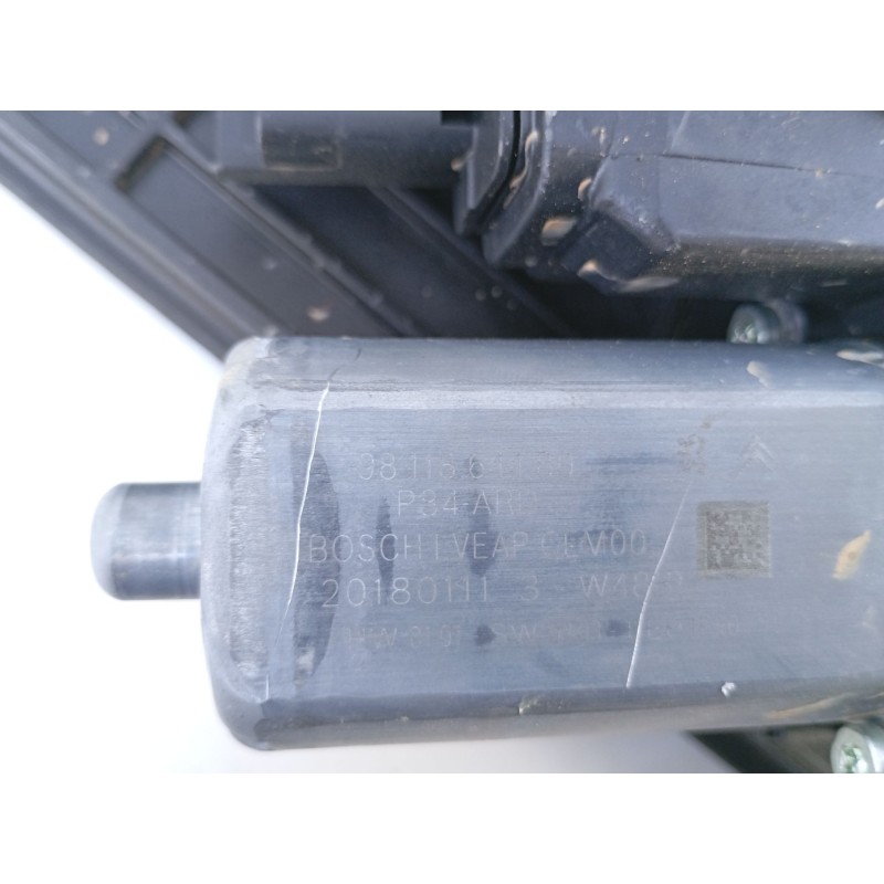 Recambio de elevalunas trasero derecho para peugeot 3008 gt line referencia OEM IAM 9611864480  