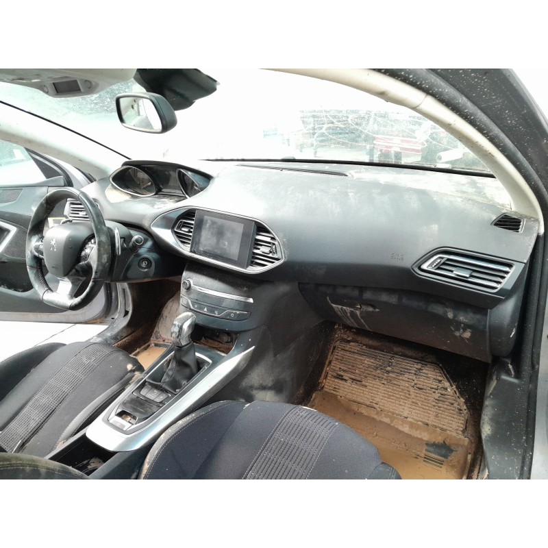 peugeot 308 del año 2017