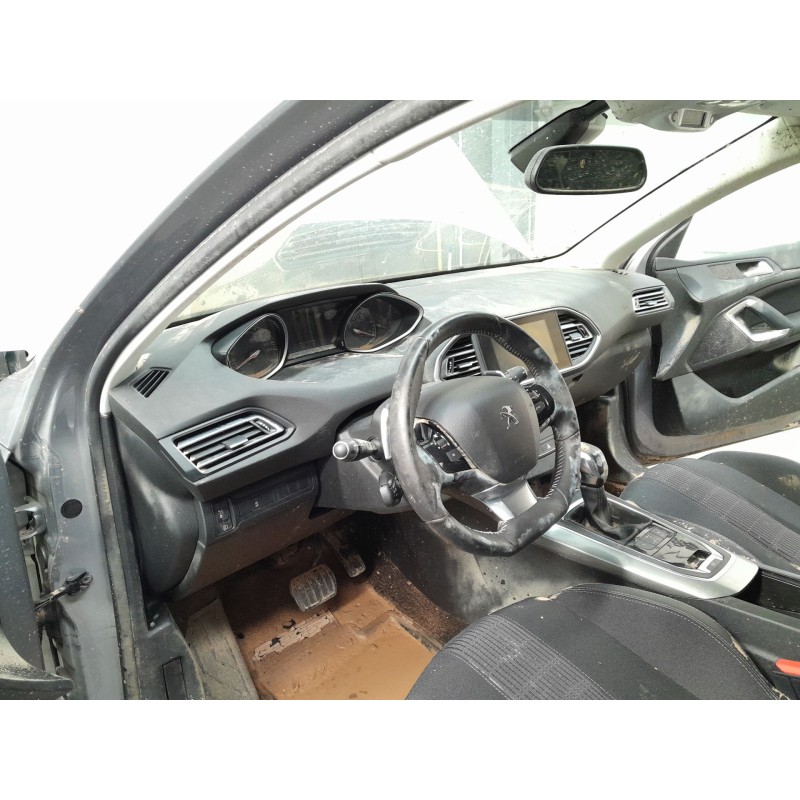 peugeot 308 del año 2017