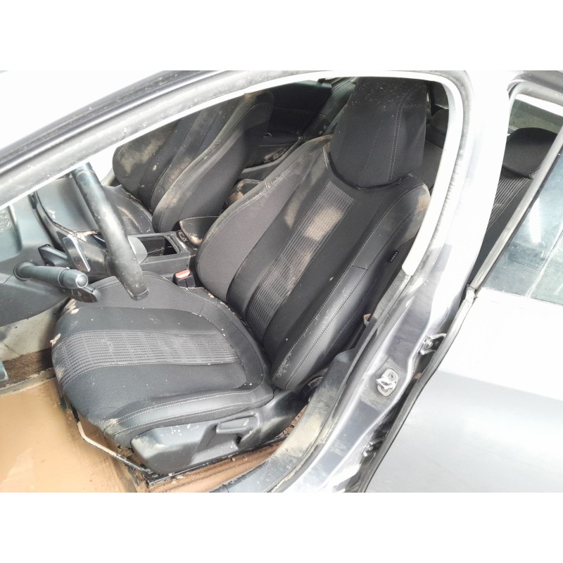 peugeot 308 del año 2017