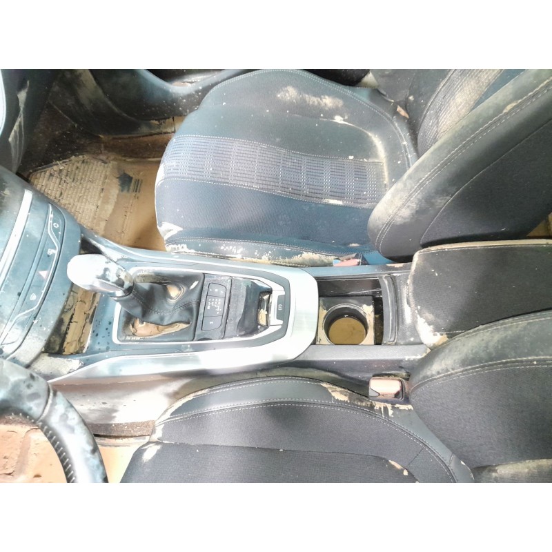 Recambio de consola central para peugeot 308 active bluehdi 130 referencia OEM IAM   