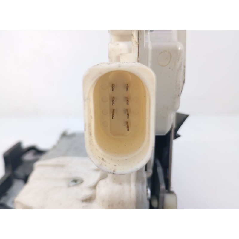 Recambio de cerradura puerta delantera derecha para audi a3 sportback (8p) 2.0 tdi ambiente (dpf) referencia OEM IAM 4F1837016  