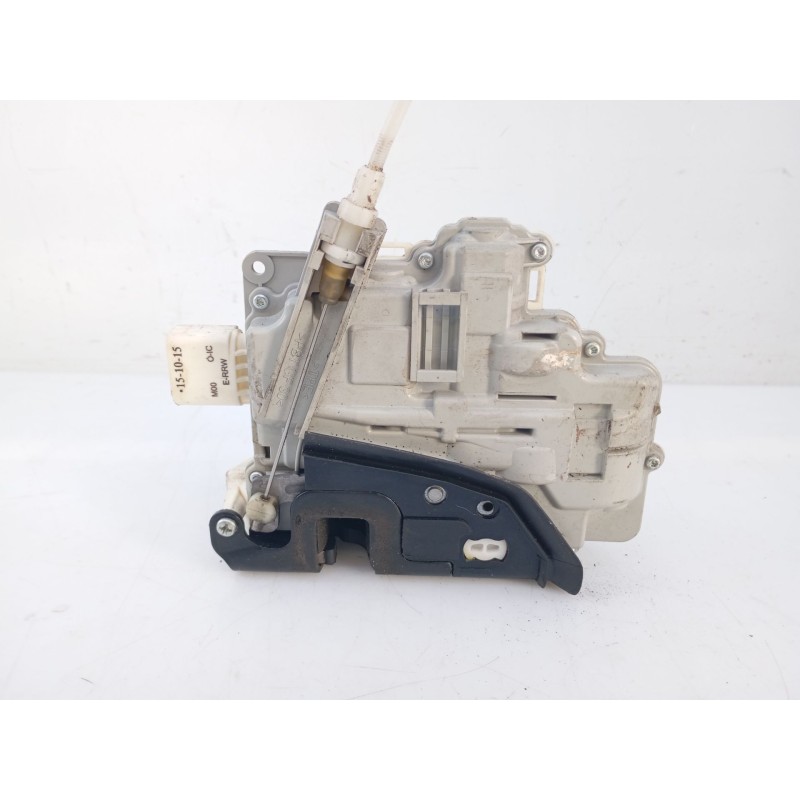 Recambio de cerradura puerta delantera derecha para audi a3 sportback (8p) 2.0 tdi ambiente (dpf) referencia OEM IAM 4F1837016  