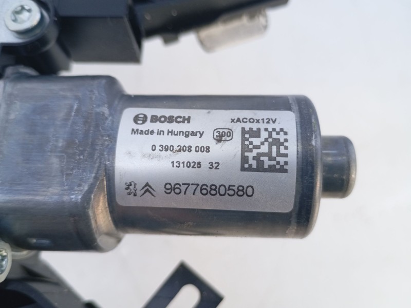 Recambio de motor limpia trasero para peugeot 308 active referencia OEM IAM 9677680580  