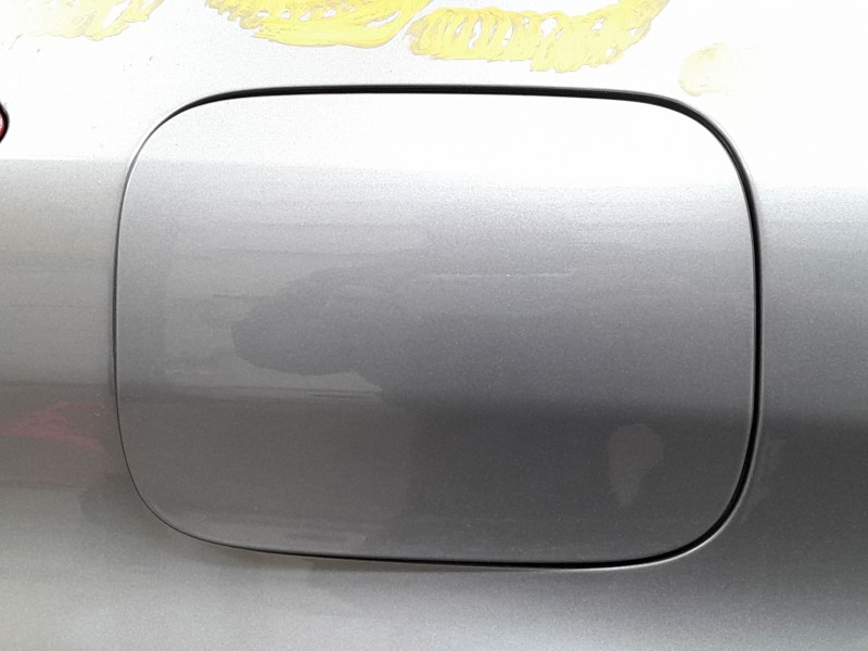 Recambio de tapa exterior combustible para peugeot 308 active bluehdi 130 referencia OEM IAM   