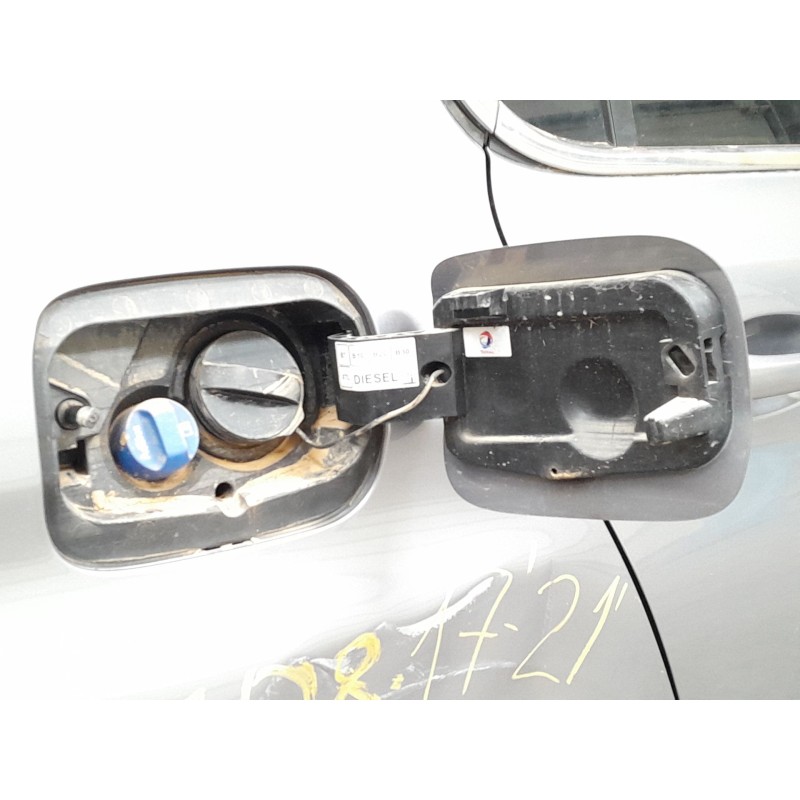 Recambio de tapa exterior combustible para peugeot 308 active bluehdi 130 referencia OEM IAM   