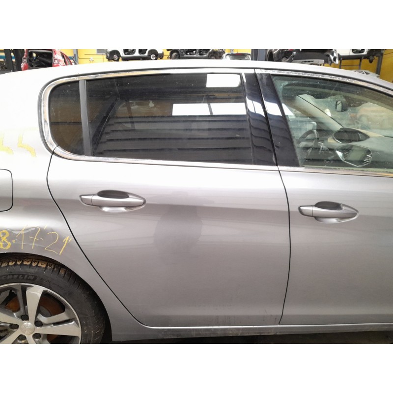 Recambio de puerta trasera derecha para peugeot 308 active bluehdi 130 referencia OEM IAM   