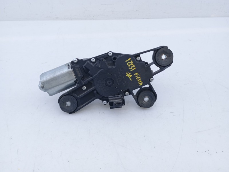 Recambio de motor limpia trasero para ford fiesta (cb1) trend referencia OEM IAM 8A61A17K441AD 0390201215 