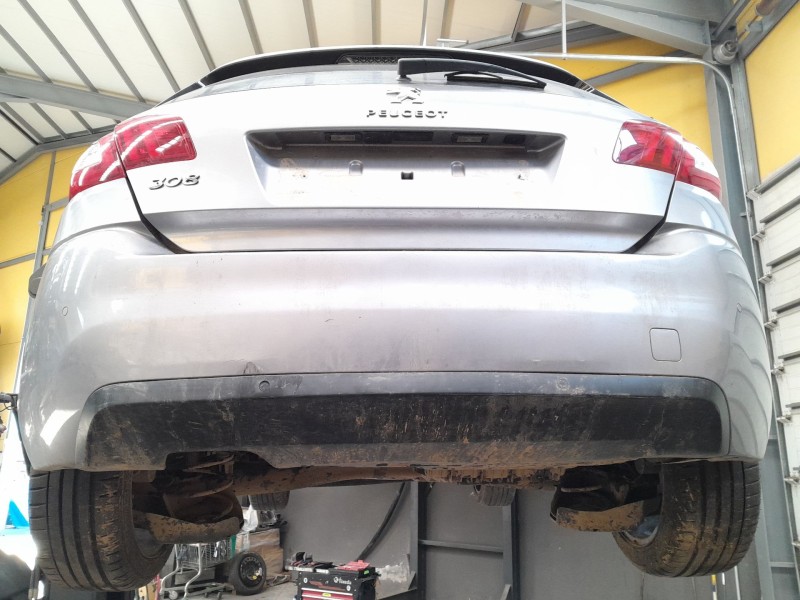 Recambio de paragolpes trasero para peugeot 308 active bluehdi 130 referencia OEM IAM   