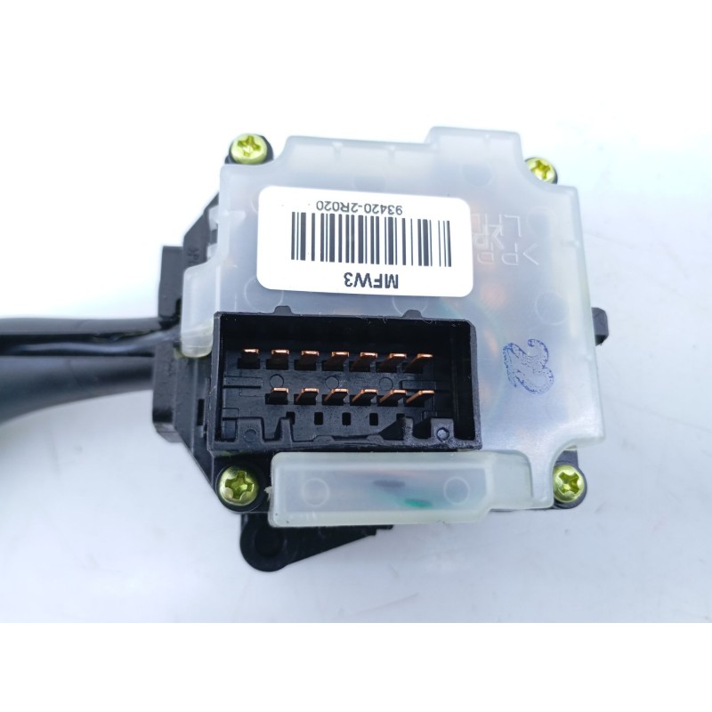 Recambio de mando limpia para hyundai i30 cw cw go referencia OEM IAM 934202R020  