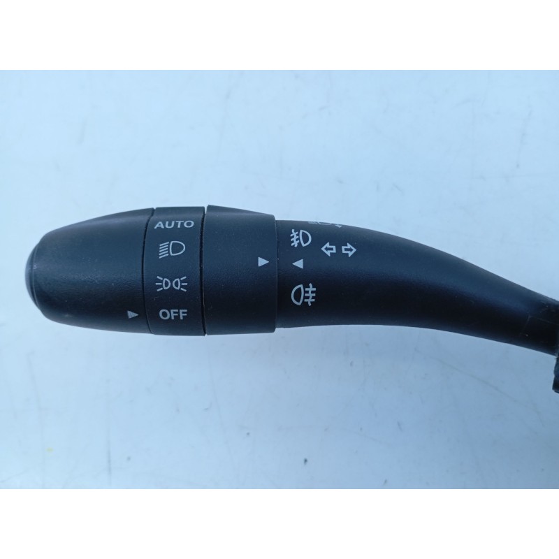 Recambio de mando intermitentes para hyundai i30 cw cw go referencia OEM IAM 934102R050  