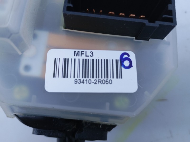 Recambio de mando intermitentes para hyundai i30 cw cw go referencia OEM IAM 934102R050  