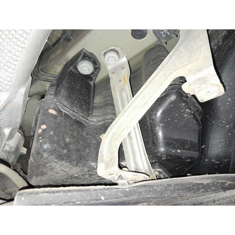 Recambio de adblue para bmw x6 g06 f96 xdrive 30d referencia OEM IAM   