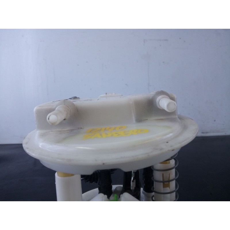 Recambio de aforador para dacia sandero stepway referencia OEM IAM 172021904R  