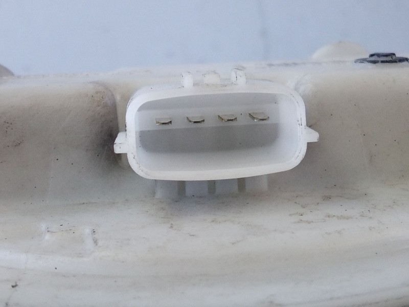 Recambio de aforador para dacia sandero stepway referencia OEM IAM 172021904R  