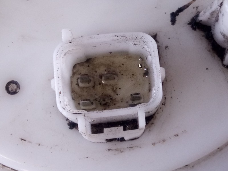 Recambio de aforador para kia cee´d drive referencia OEM IAM   