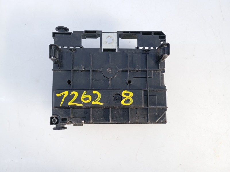 Recambio de caja reles / fusibles para peugeot 3008 active referencia OEM IAM 9675877980  