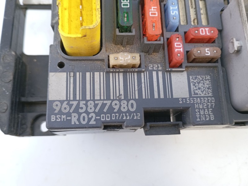 Recambio de caja reles / fusibles para peugeot 3008 active referencia OEM IAM 9675877980  