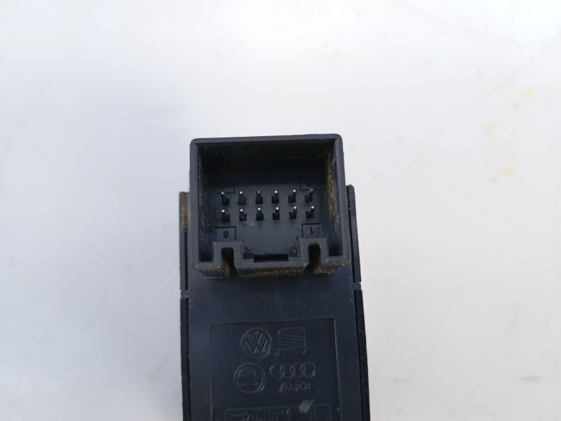 Recambio de palanca freno de mano para volkswagen touareg r-line 4 motion referencia OEM IAM 761927225  